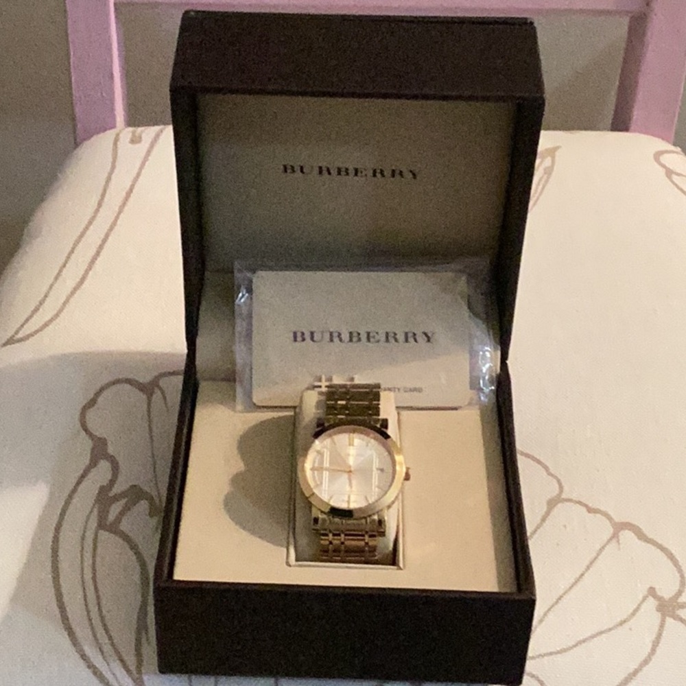 Burberry gold watch